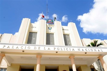 20120423221028-palacio-policia1.jpg