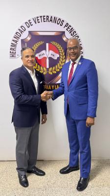 Mayor General (R) Ney Aldrín Bautista, P.N. visita La Hermandad y ofrece todo su apoyo para rescatar la dignidad